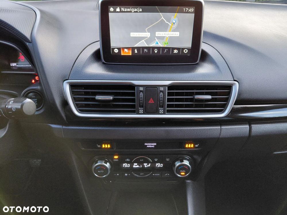 Mazda 3 - 30