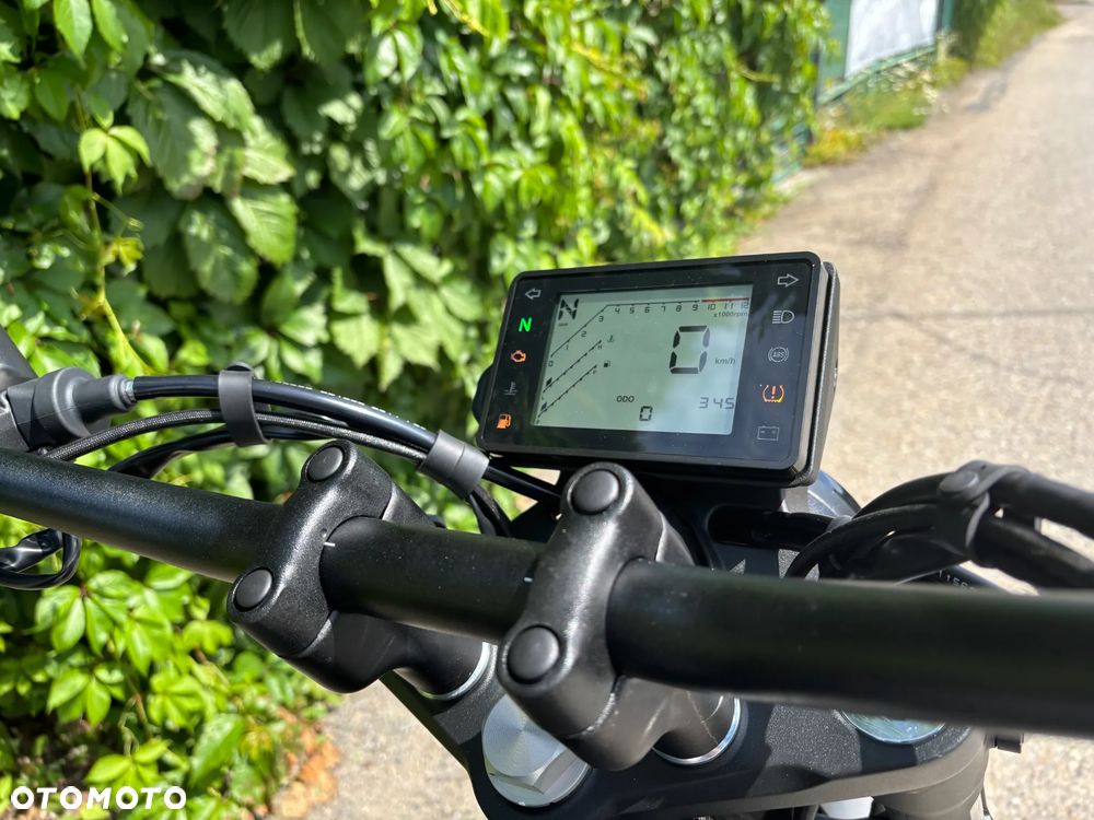 Zontes 125C - 4