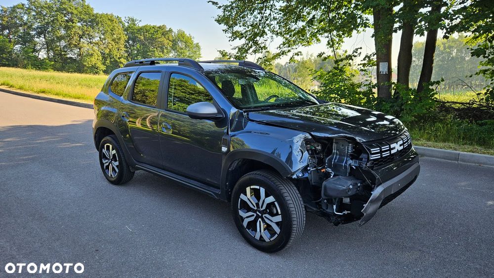 Dacia Duster TCe 100 2WD Celebration - 3