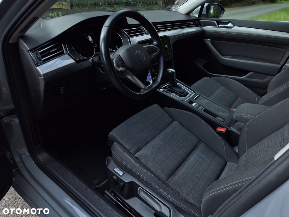 Volkswagen Passat 2.0 TSI Business DSG - 28