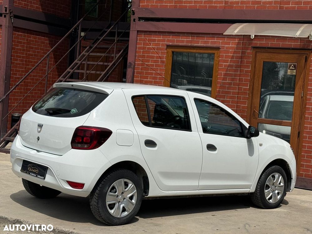 Dacia Sandero - 2