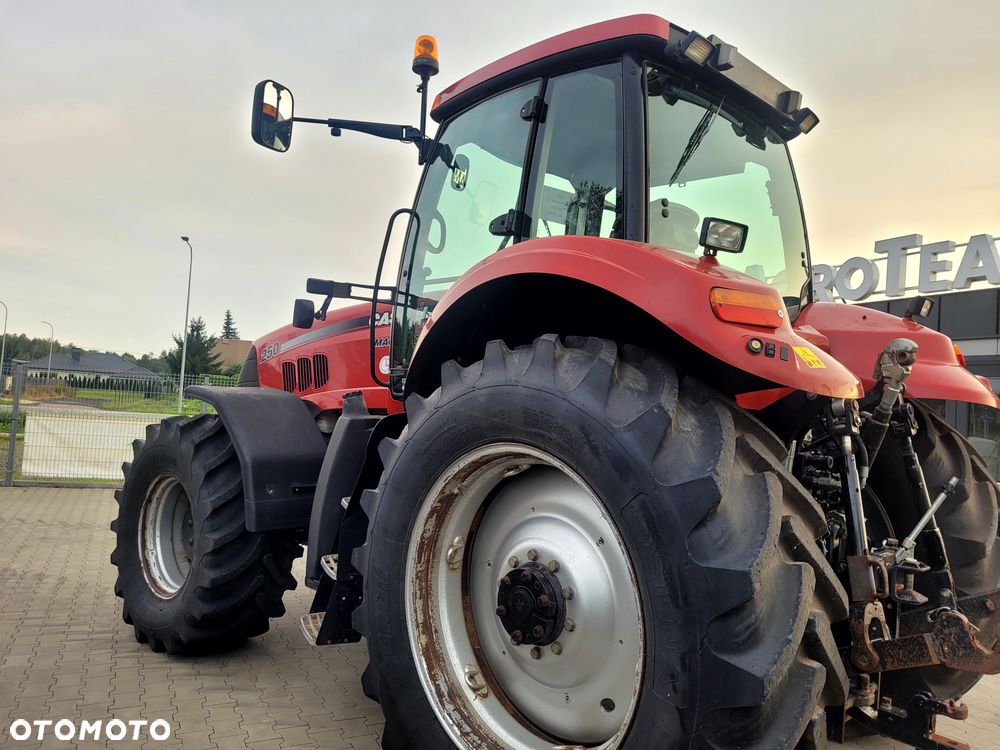 Case IH MAGNUM 250 - 10