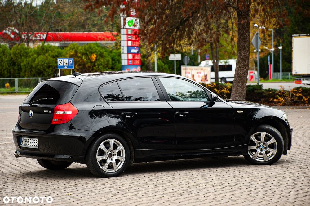 BMW Seria 1 118d - 18