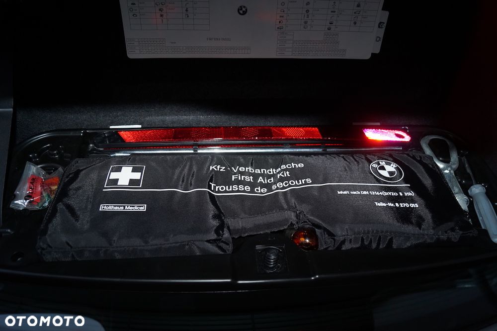 BMW Seria 5 525i - 31