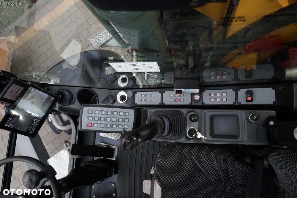 Liebherr A913 Compact Litronic - 27