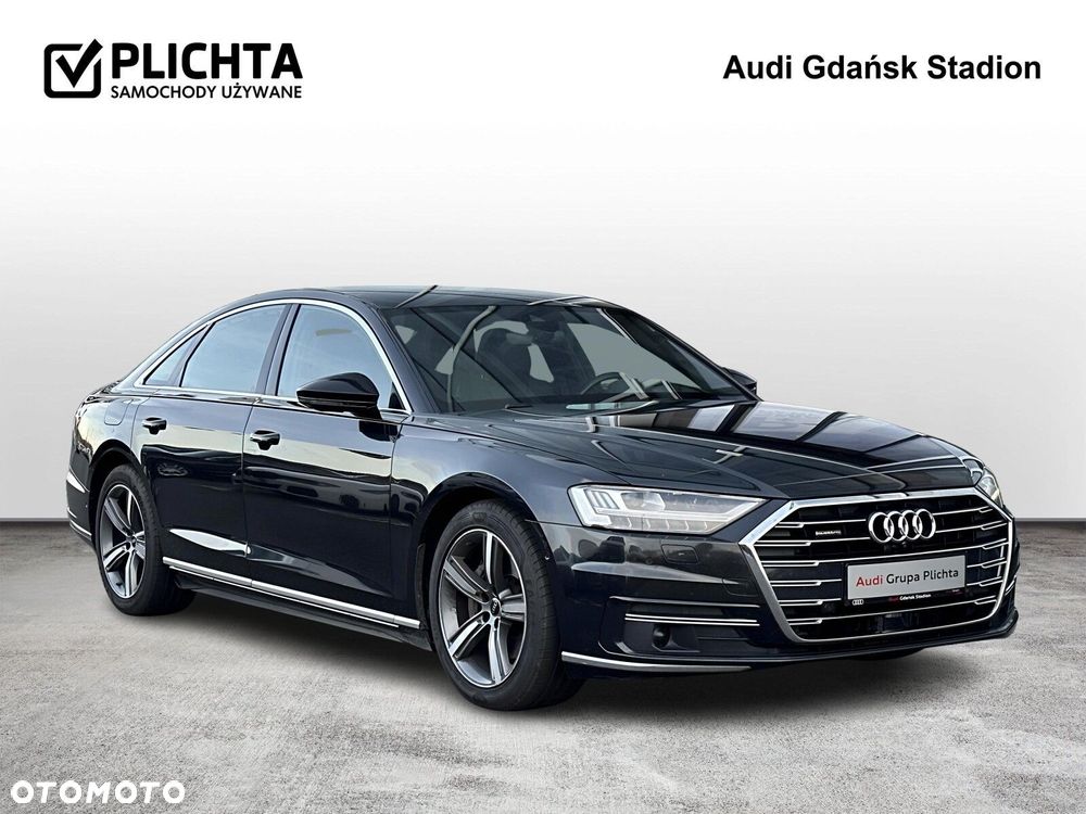 Audi A8 - 8