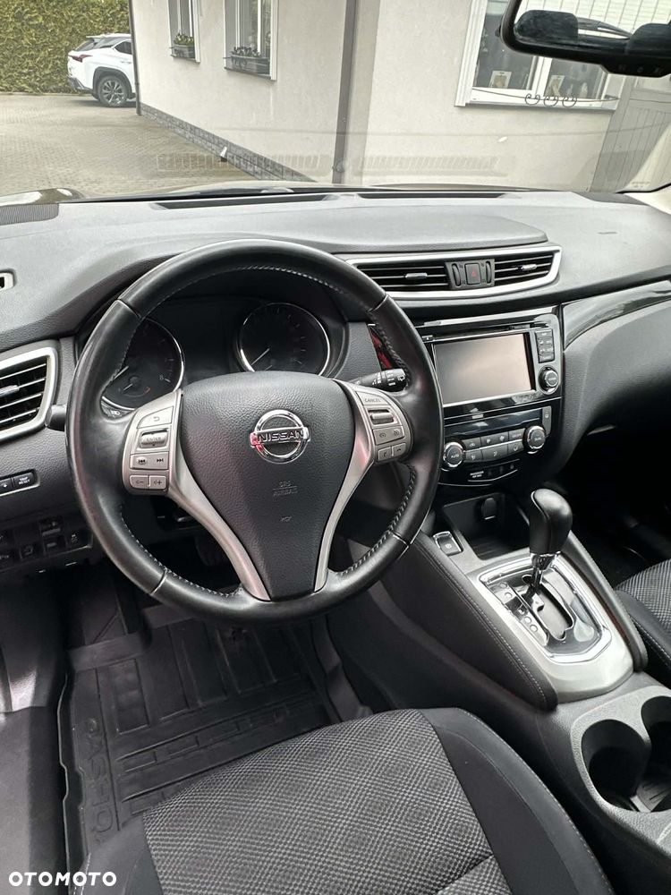 Nissan Qashqai 1.2 DIG-T Xtronic TEKNA - 16
