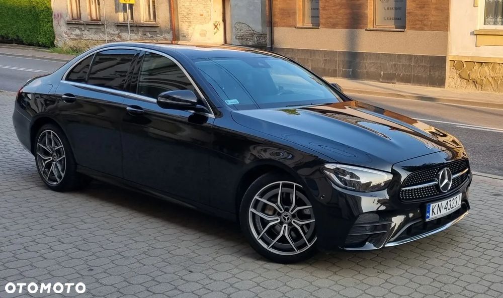 Mercedes-Benz Klasa E 220 d 4-Matic AMG/Avantgarde - 2