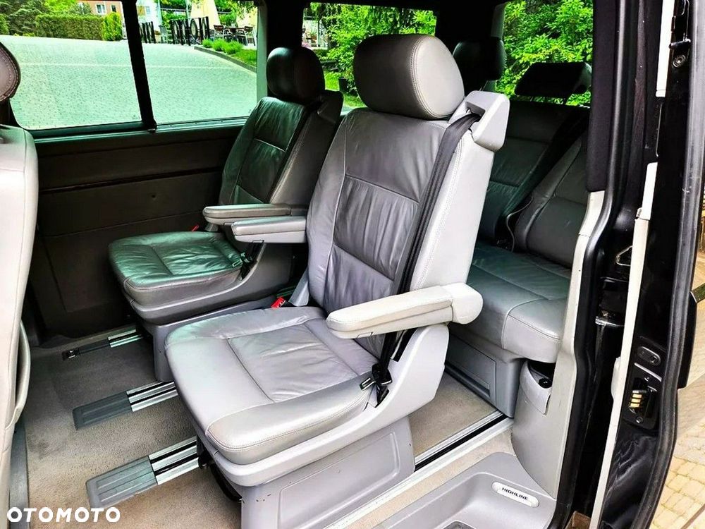 Volkswagen Multivan - 9