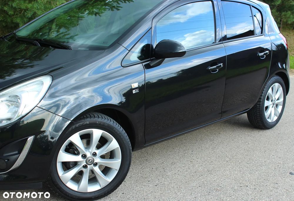 Opel Corsa 1.4 16V Innovation - 15