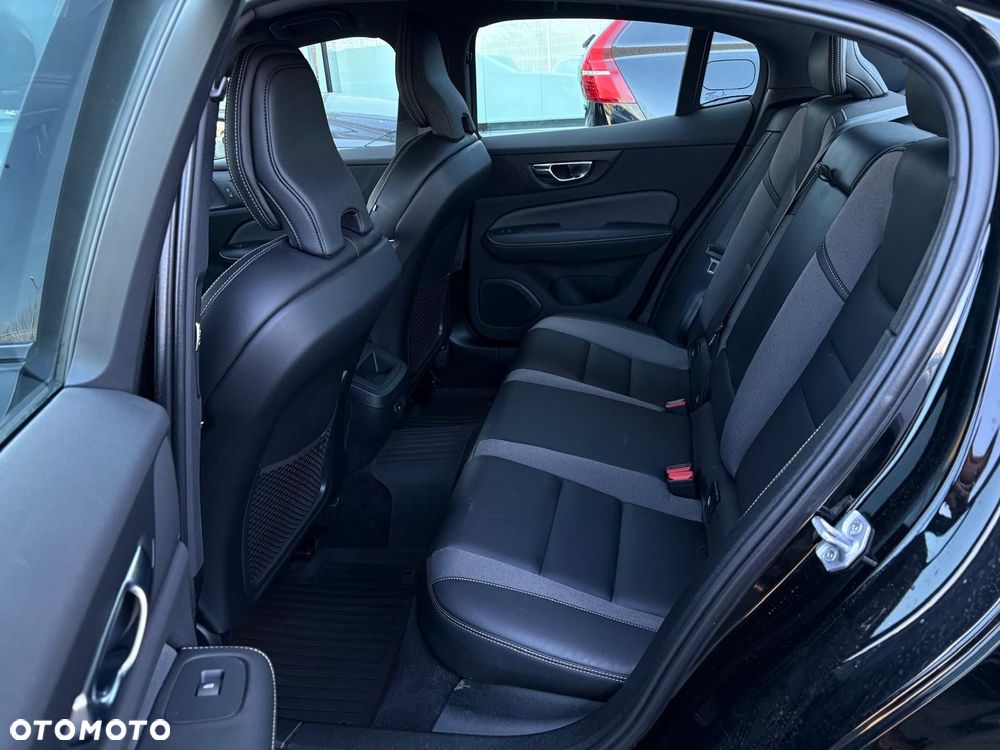 Volvo S60 - 14