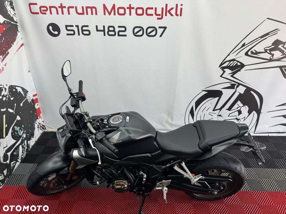 Honda CB - 8