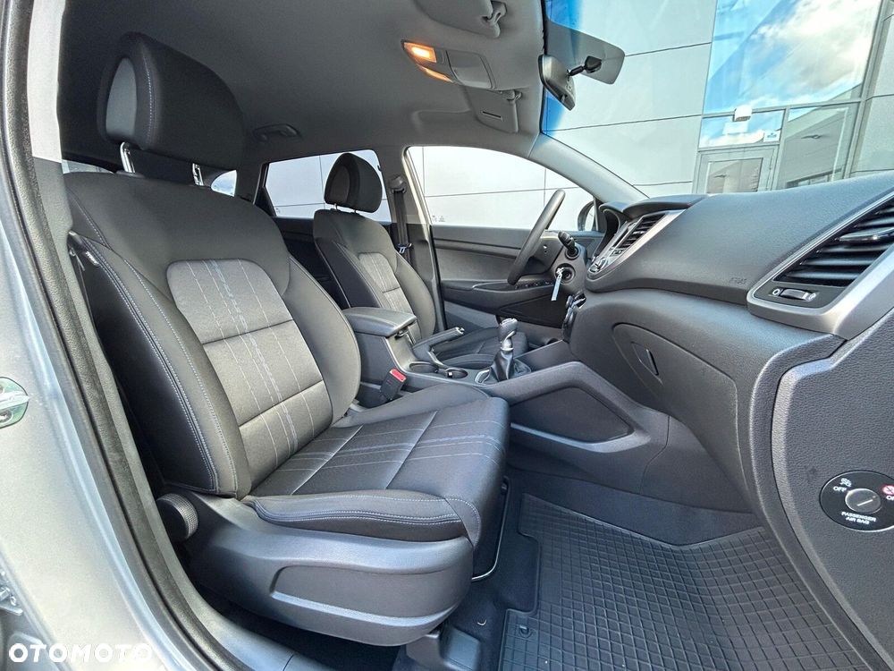 Hyundai Tucson 1.6 GDI BlueDrive Classic 2WD - 17
