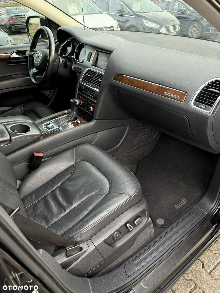 Audi Q7 3.0 TDI DPF Quattro Tiptronic - 28