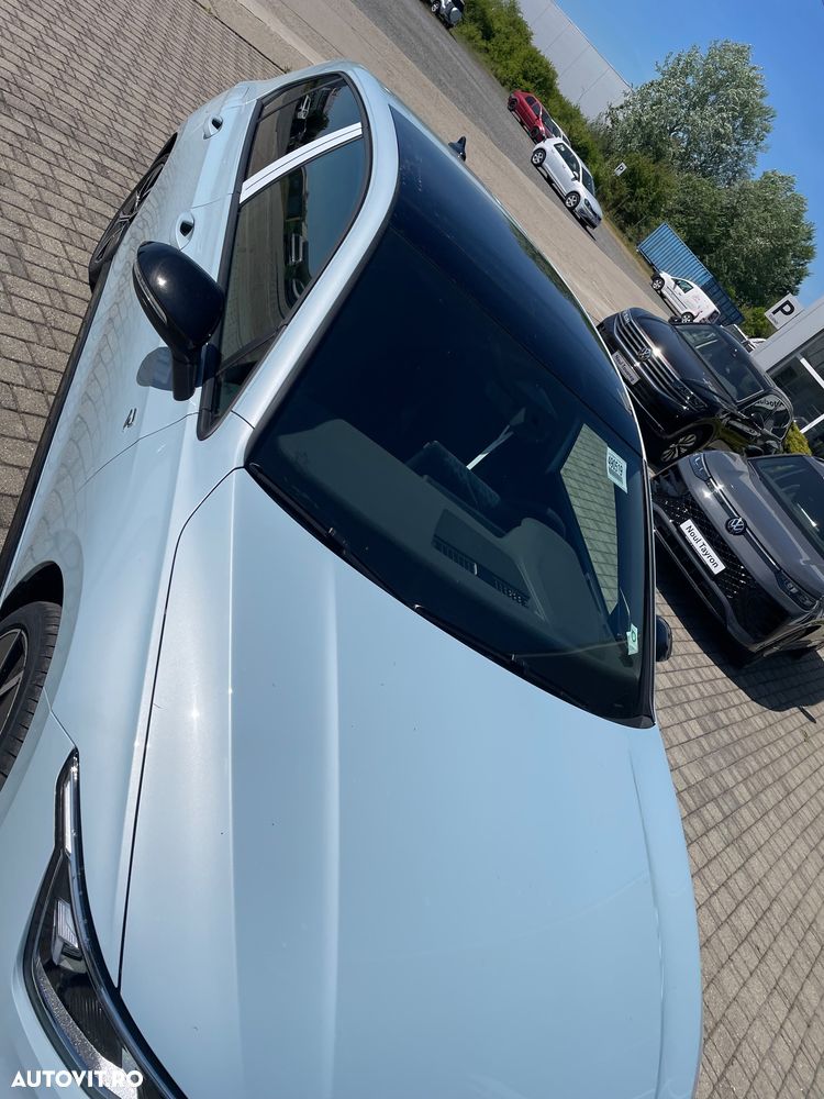 Volkswagen Golf 2.0 TDI DSG R-Line - 10