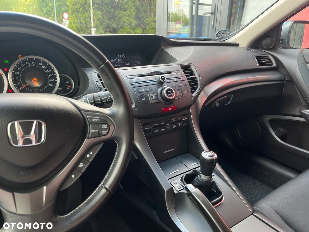 Honda Accord 2.0 Executive - 22