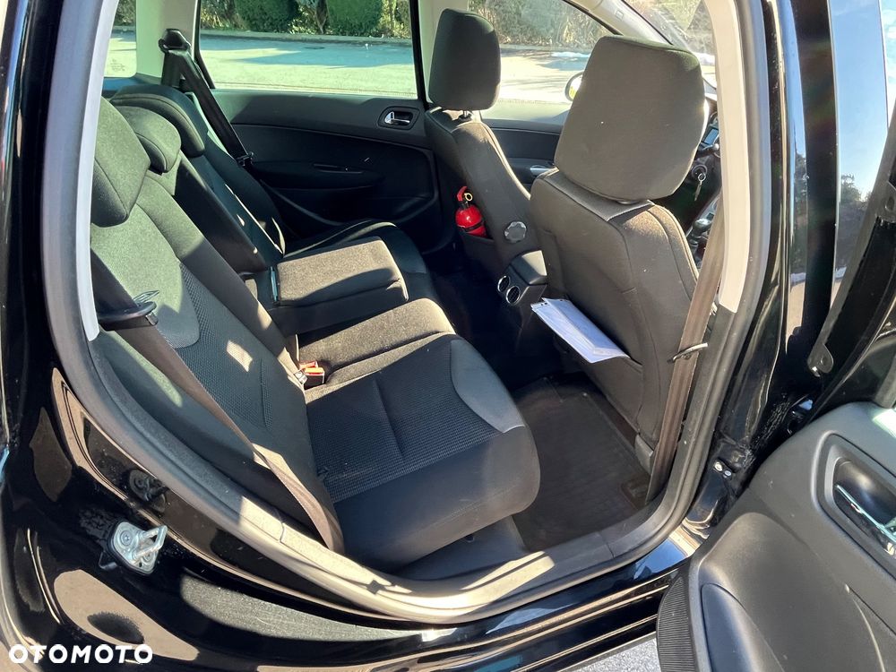 Peugeot 308 - 13