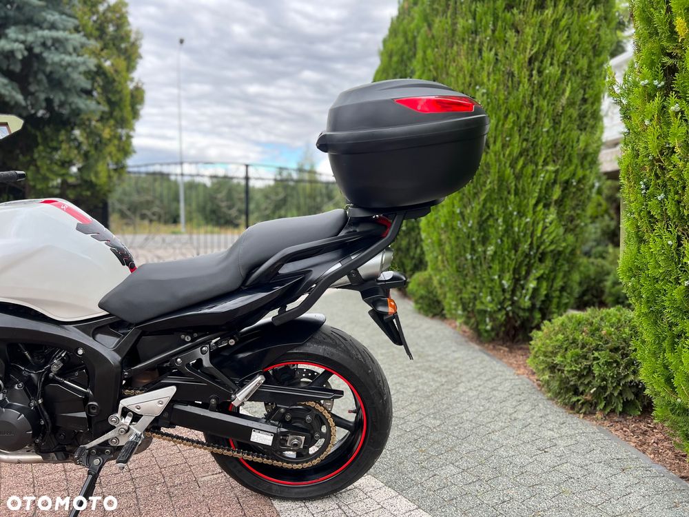 Yamaha FZ6 - 21