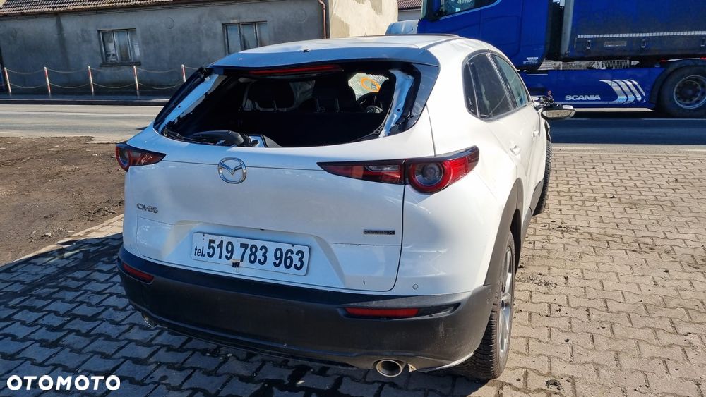 Mazda CX-30 2.0 mHEV Hikari 2WD - 6