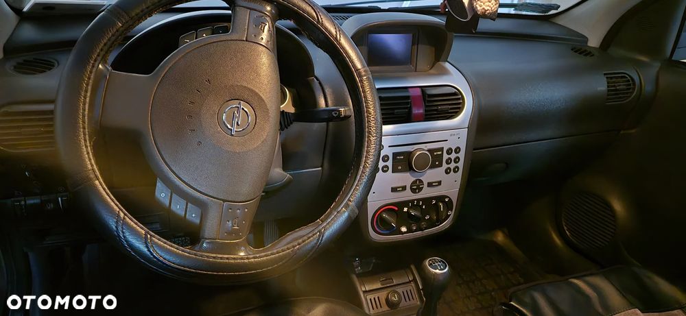 Opel Corsa - 4