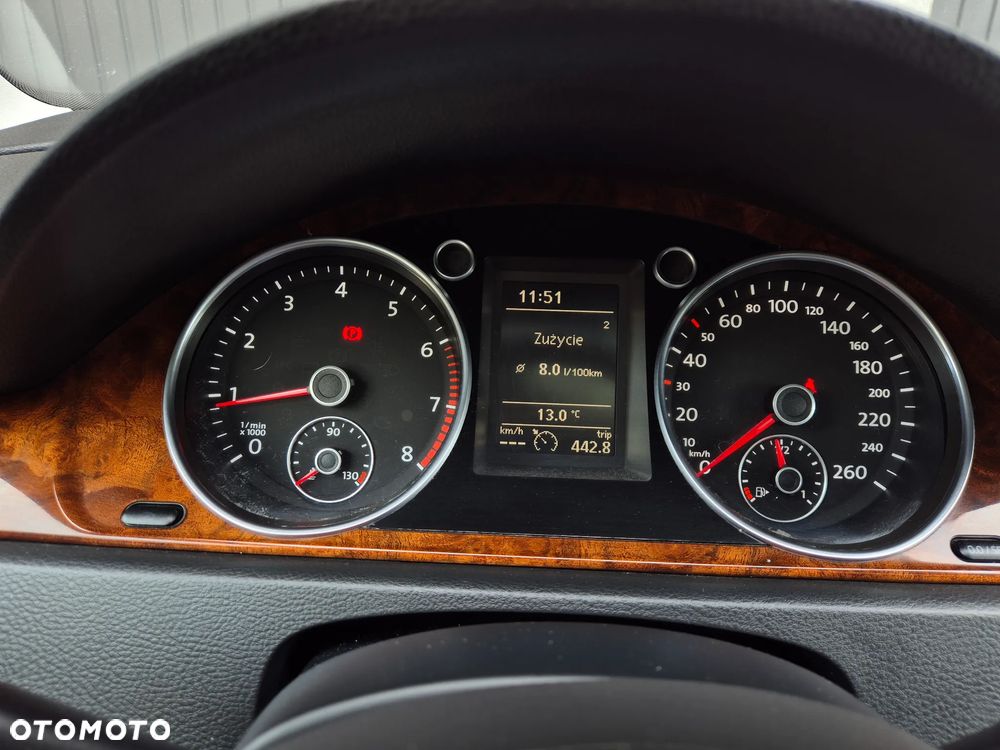 Volkswagen Passat 1.8 TSI Highline - 9