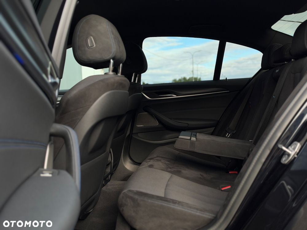 BMW Seria 5 530i mHEV M Sport sport - 11