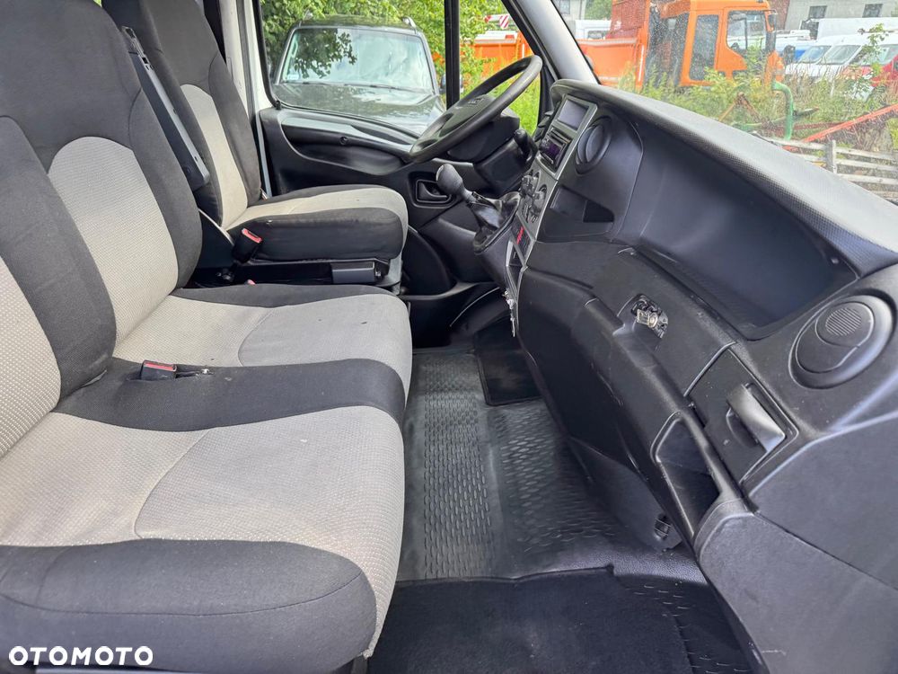 Iveco Daily 2010r. Brygadówka Bliźniak 7 Osobowy Klima 3.5t Na Haku - 18