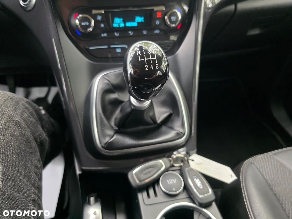Ford Kuga 2.0 TDCi 4WD Titanium - 16