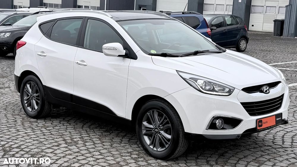 Hyundai ix35 2.0 CRDI 4WD Premium - 2