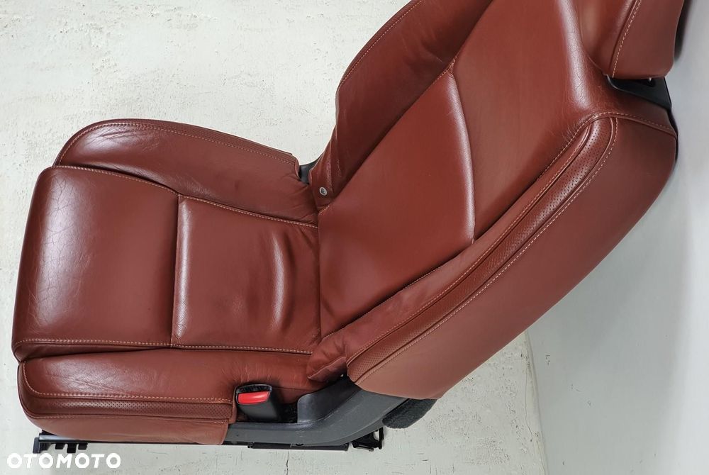 FOTEL PRAWY TYŁ TYLNY SKÓRA VOLVO XC90 - 4