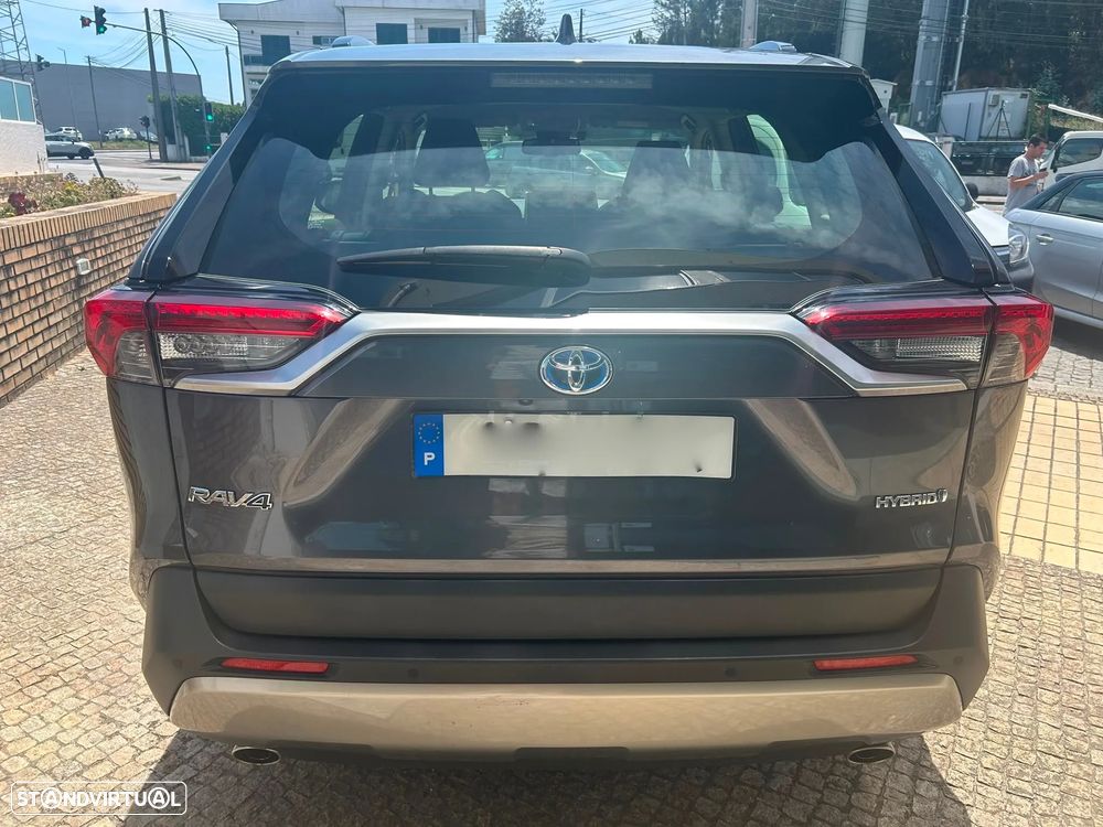 Toyota RAV4 2.5 HDF Comfort - 26