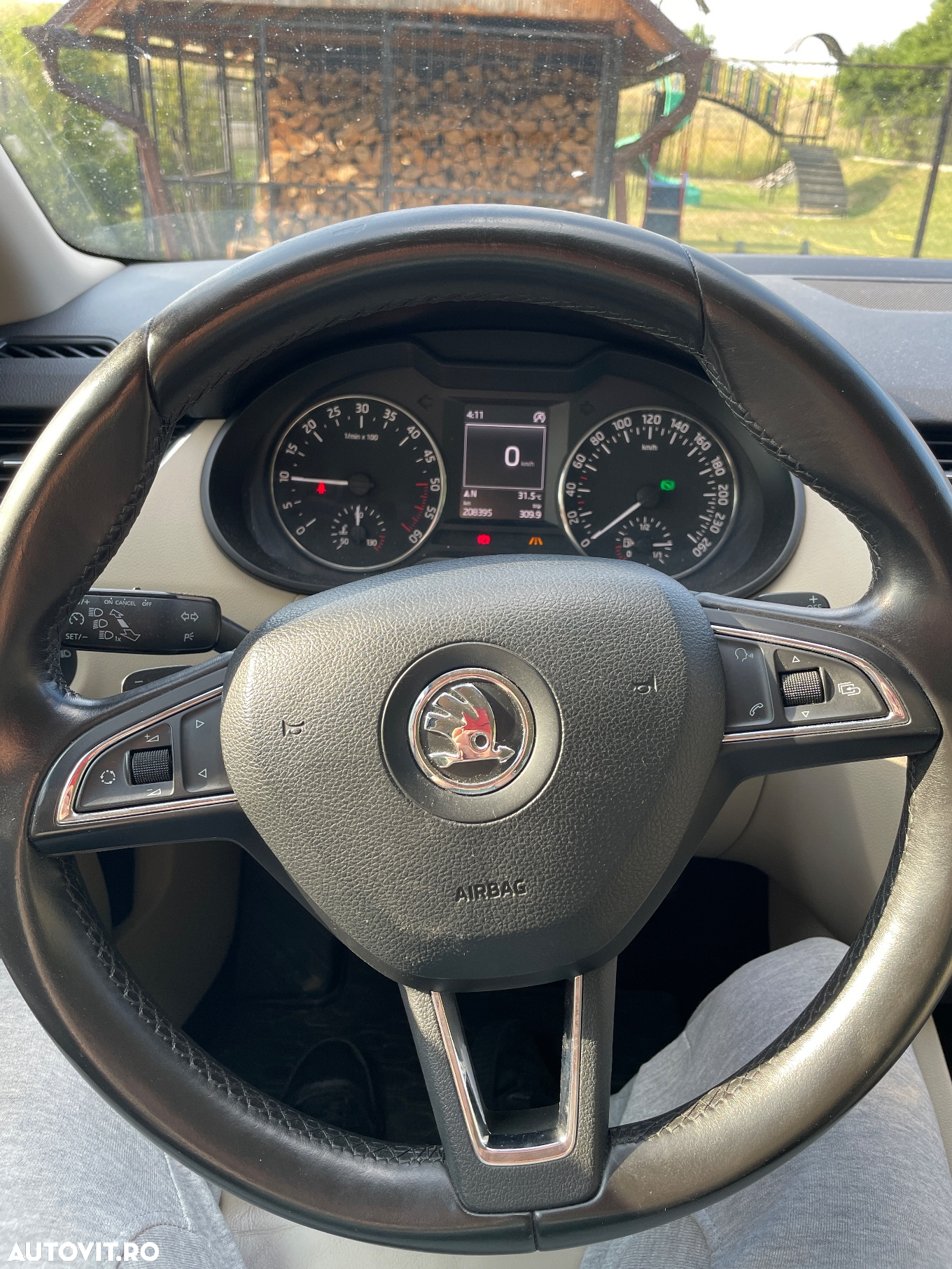 Skoda Octavia Combi Diesel 2.0 TDI DSG Style - 4