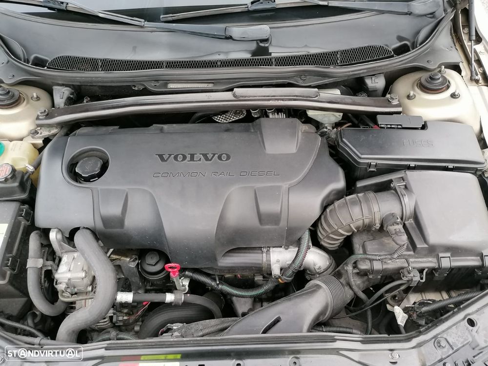Volvo S60 2.4 D5 - 10