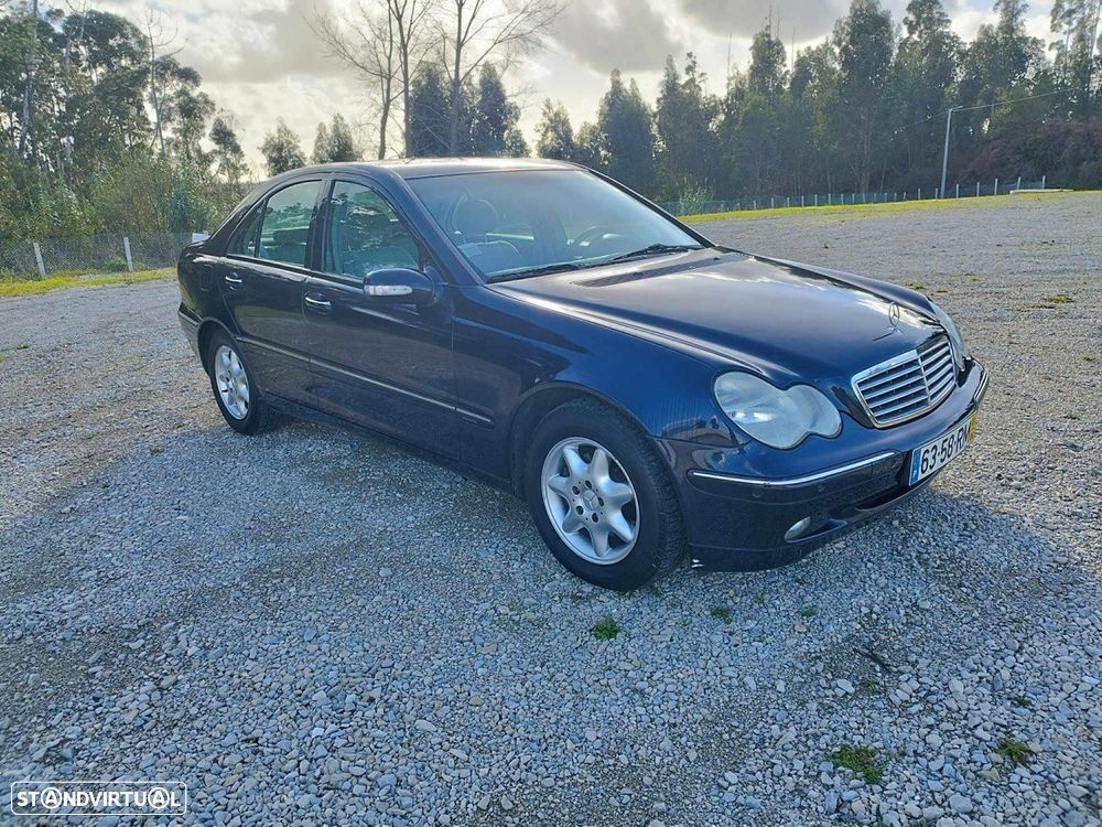 Mercedes-Benz C 200 - 3