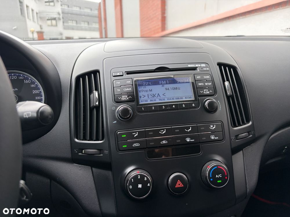 Hyundai i30 1.4 Classic EU5 - 6