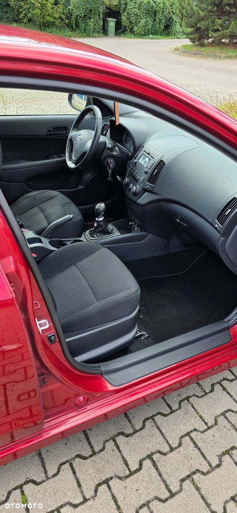 Hyundai i30 1.4 Classic + EU5 - 15