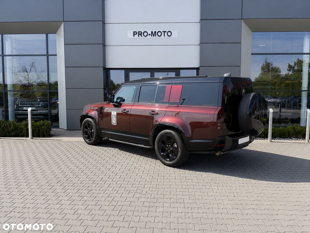 Land Rover Defender 130 D250 X-Dynamic SE - 3