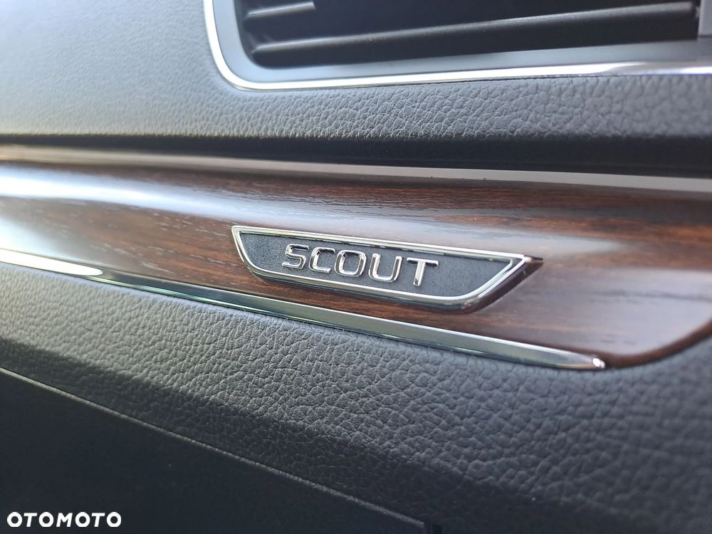 Skoda Superb 2.0 TDI SCR 4x4 Scout DSG - 26