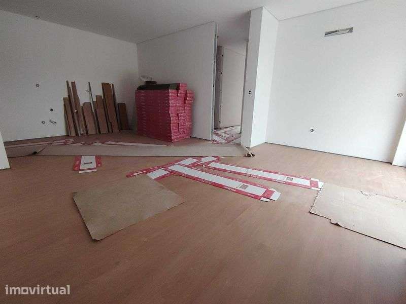 Apartamento T2 com vista de rio – Alpendurada - Grande imagem: 5/11