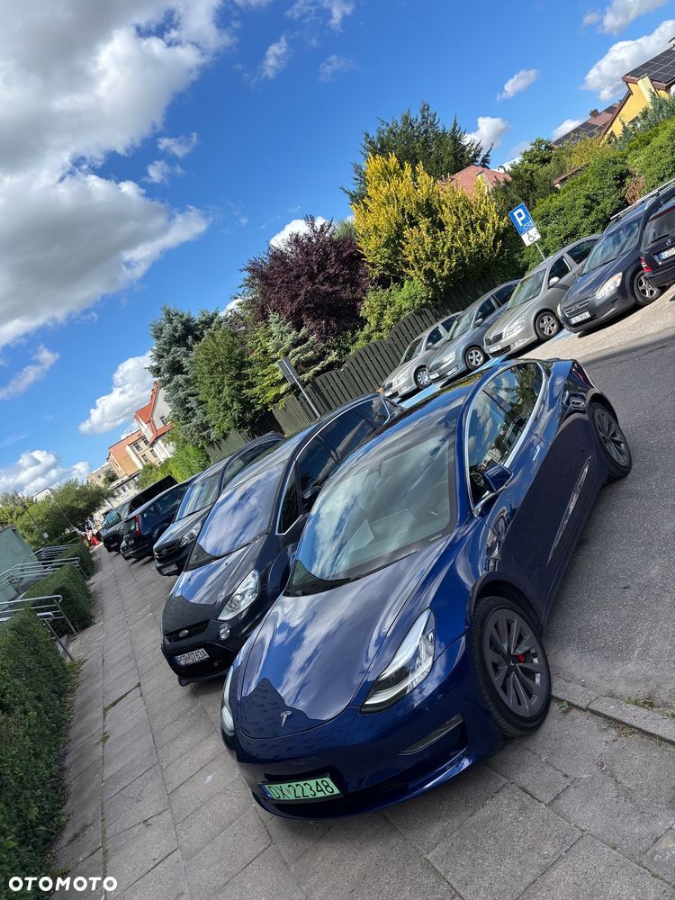 Tesla Model 3 - 2