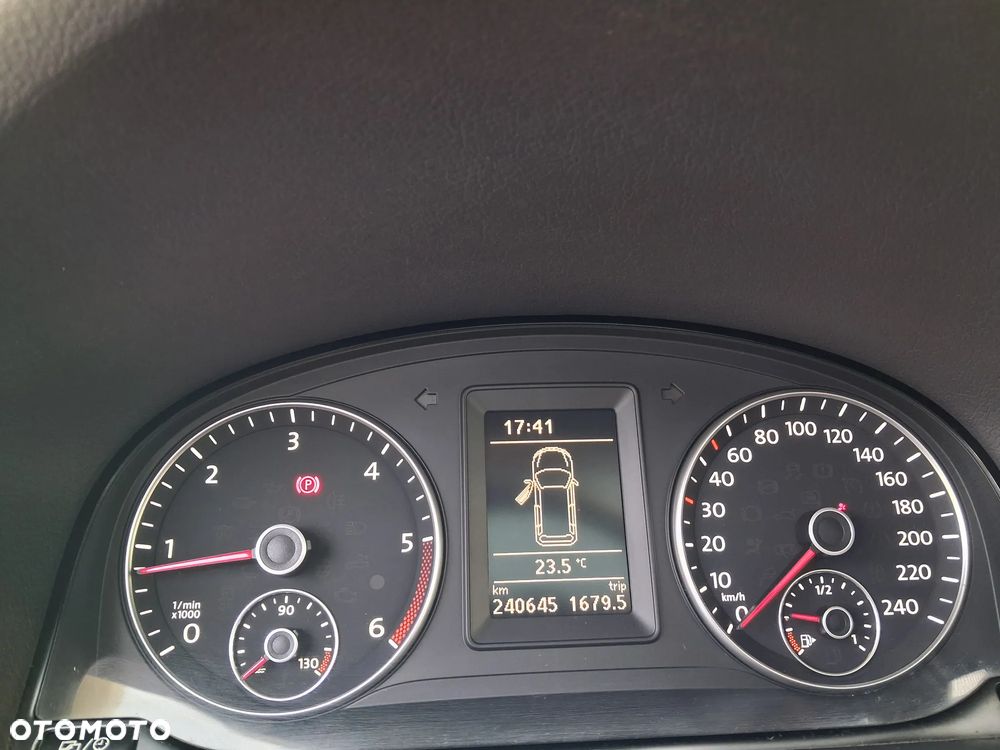 Volkswagen Touran 1.6 TDI DPF MATCH - 15