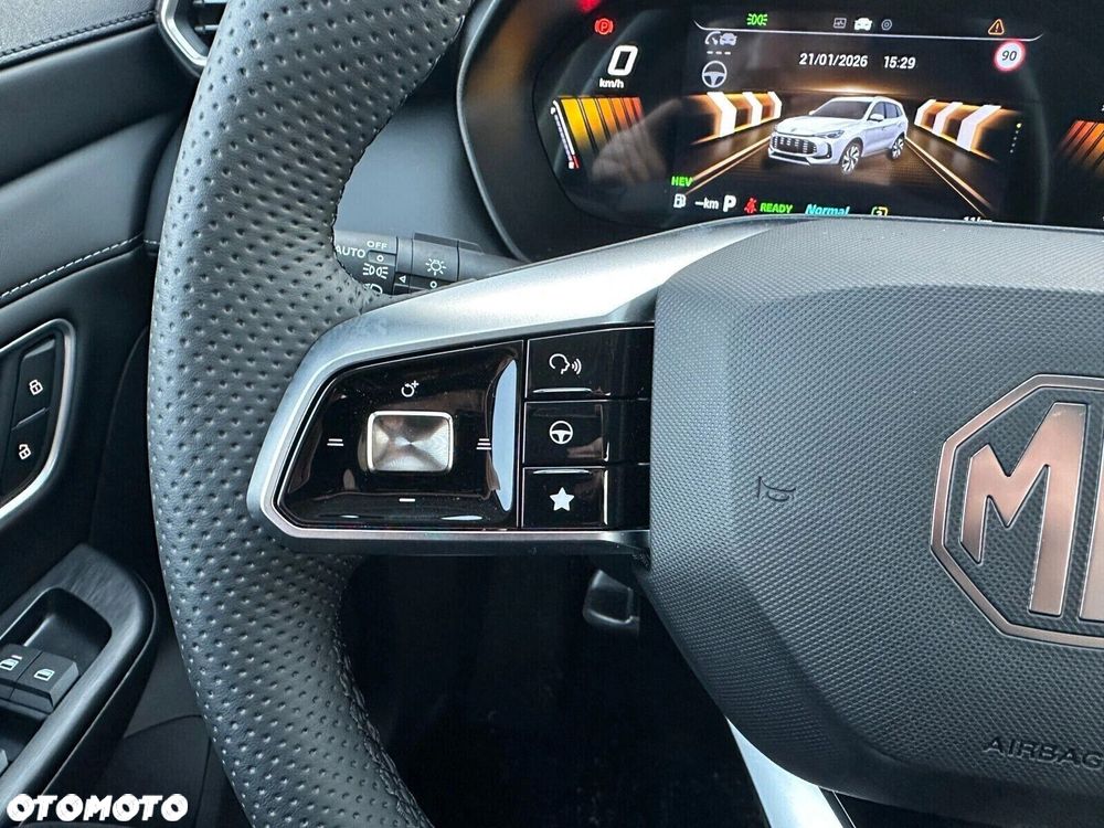 MG ZS Hybrid+ - 14