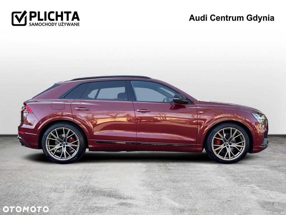 Audi Q8 - 8