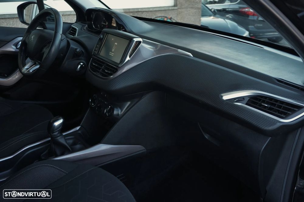 Peugeot 2008 1.2 VTi Active - 20