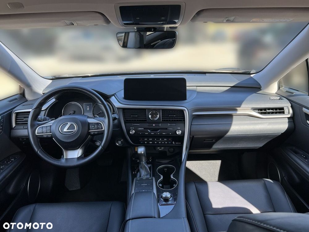 Lexus RX - 21
