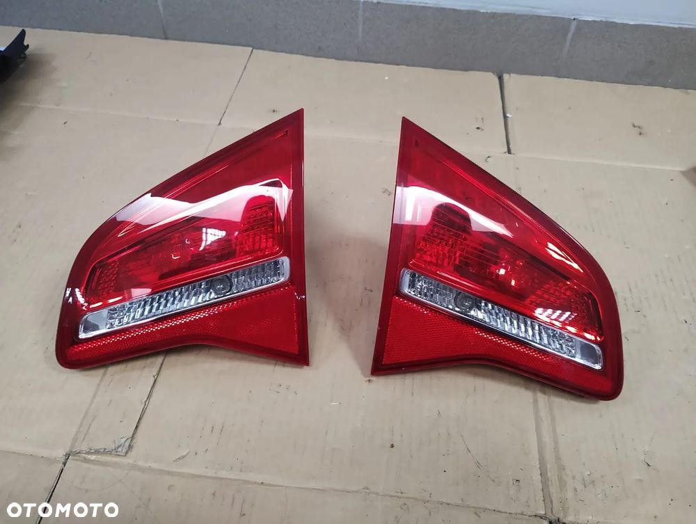 OPEL MERIVA B LIFT LAMPY TYLNE W KLAPE KPL EUROPA - 2