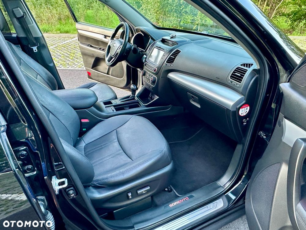 Kia Sorento - 27