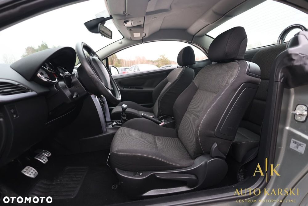 Peugeot 207 - 10