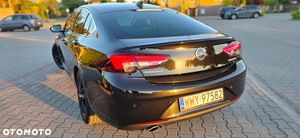 Opel Insignia 2.0 CDTI Executive - 17