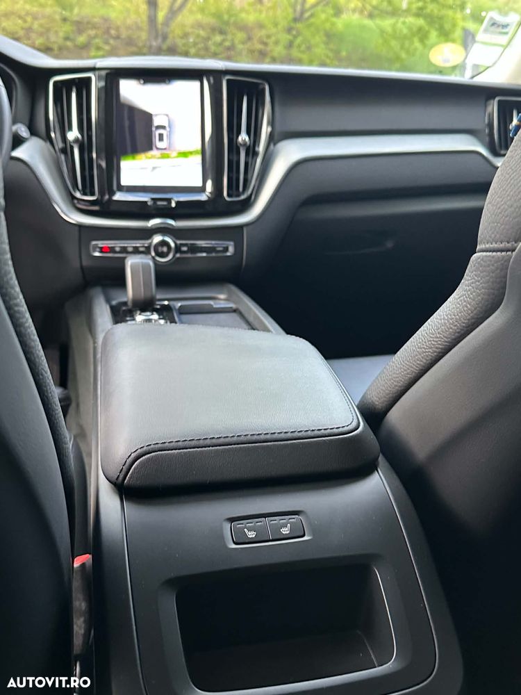 Volvo XC 60 B4 D Ultimate Dark - 8